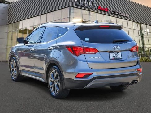Used 2018 Hyundai Santa Fe Sport image 2