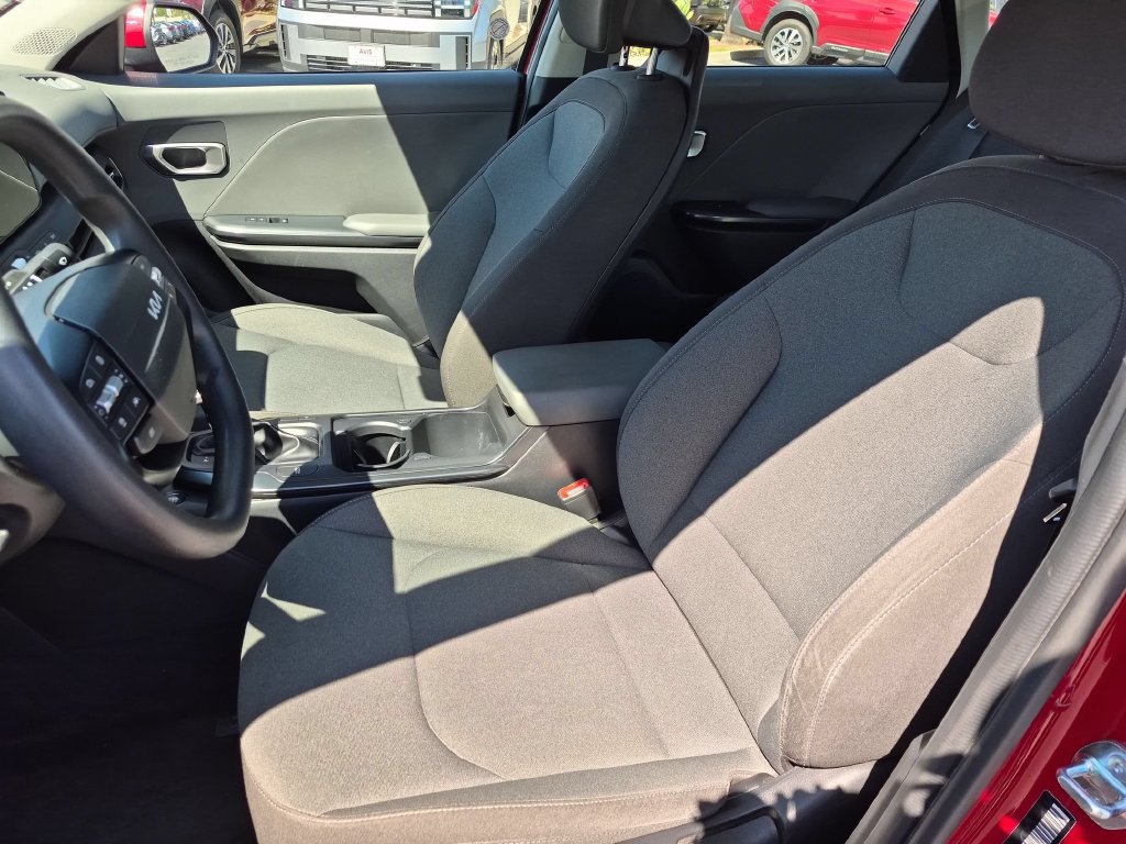 Used 2025 Kia K4 FWD image 22