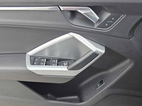 Used 2020 Audi Q3 2.0T Premium image 21