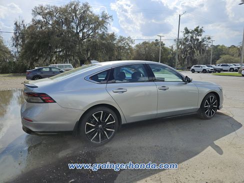 Certified 2024 Honda Accord Touring image 7