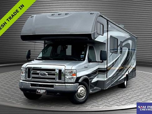 Used 2016 Ford E-450 and Econoline 450 Super Duty w/ Motorhome Prep Package RWD image 1