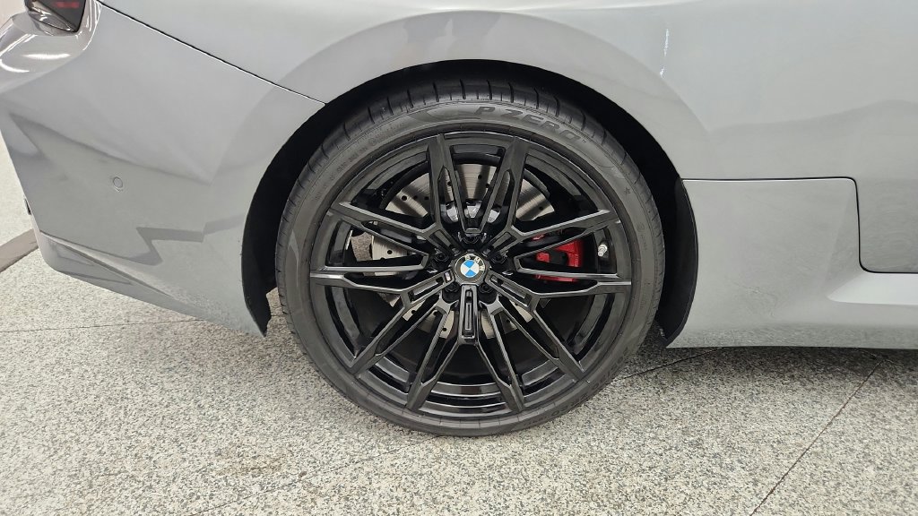 Used 2025 BMW M2 w/ Lighting Package RWD image 26