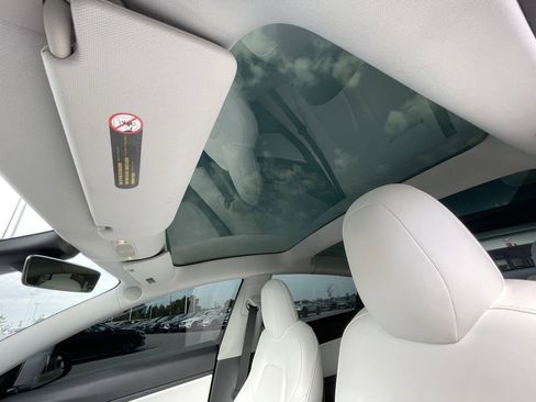 Used 2019 Tesla Model 3 Long Range image 23