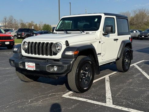 Used 2025 Jeep Wrangler Sport image 8