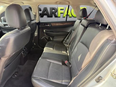 Used 2016 Subaru Outback 2.5i Limited AWD/4WD image 19