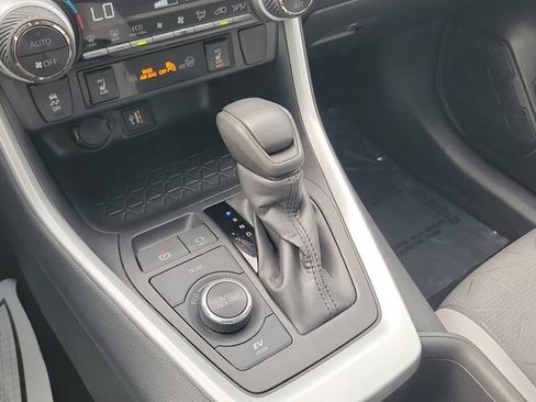 Certified 2024 Toyota RAV4 XLE w/ Convenience Package image 18