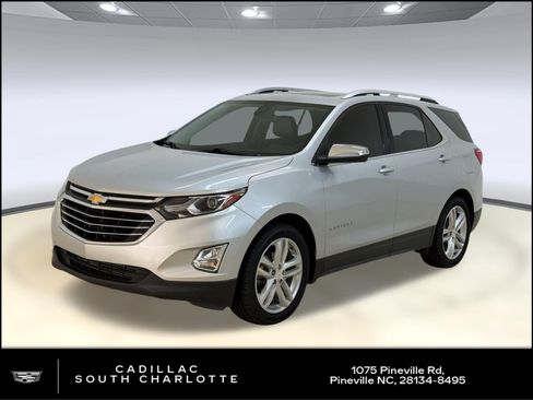 Used 2018 Chevrolet Equinox Premier FWD image 1