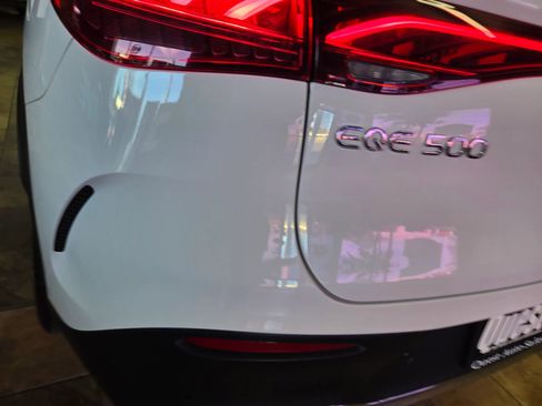 Used 2023 Mercedes-Benz EQE 500 4MATIC SUV image 28