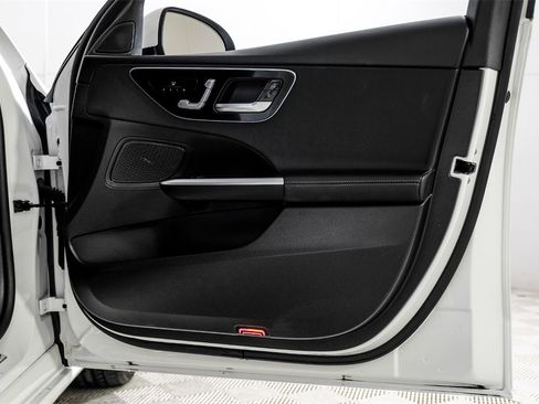 Used 2022 Mercedes-Benz C 300 C 300 image 45