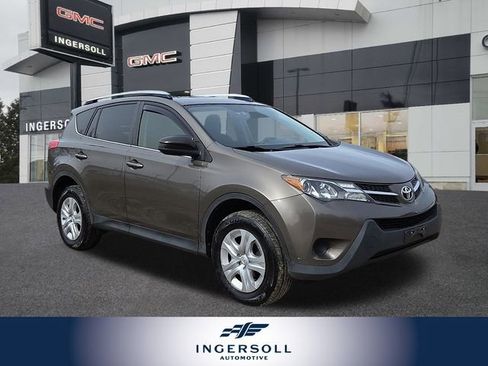 Used 2014 Toyota RAV4 LE image 1