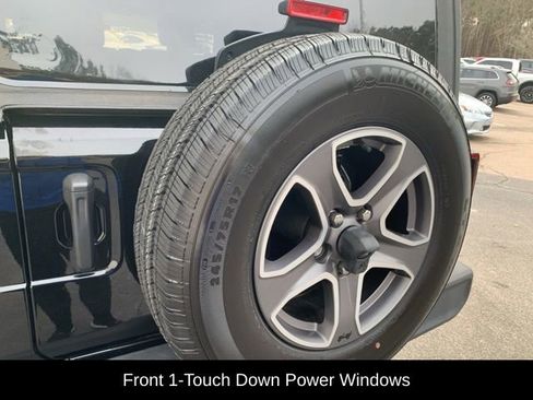 Used 2021 Jeep Wrangler Unlimited Sport AWD/4WD image 17