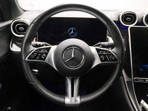 Used 2024 Mercedes-Benz GLC 300 4MATIC image 26