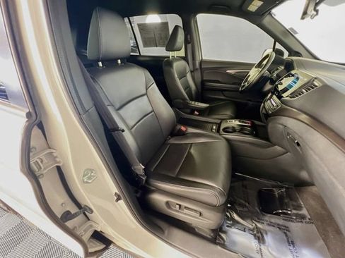 Used 2023 Honda Passport EX-L image 30