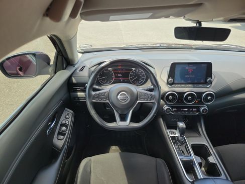 Used 2020 Nissan Sentra SV w/ Electronics Package FWD image 7