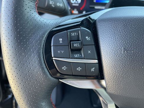 Used 2025 Ford Explorer ST-Line w/ ST-Line Street Pack image 13