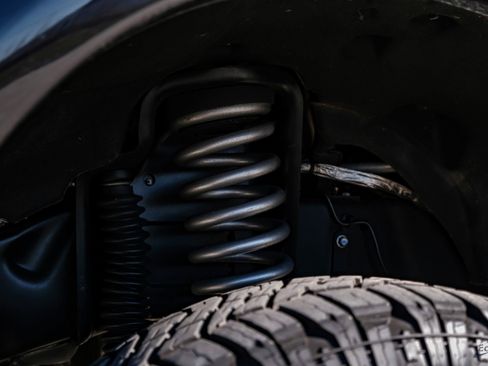 Used 2022 Ford F250 Lariat w/ Black Appearance Package image 91