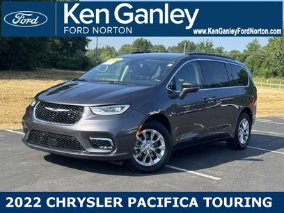 Used 2022 Chrysler Pacifica Touring-L