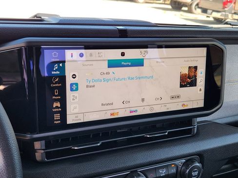 New 2026 Jeep Gladiator Sport image 12