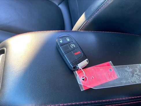 Used 2019 Dodge Journey GT image 12