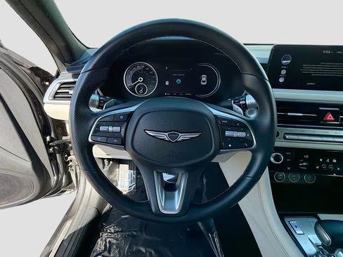 Used 2024 Genesis G70 2.5T RWD image 36