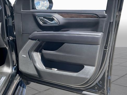 Used 2024 Chevrolet Tahoe LT RWD image 21
