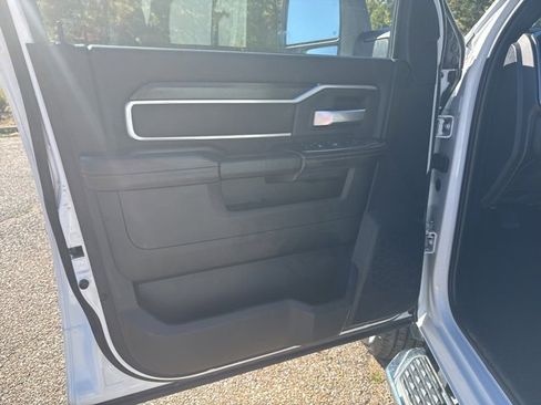 Used 2024 RAM 2500 Big Horn image 16