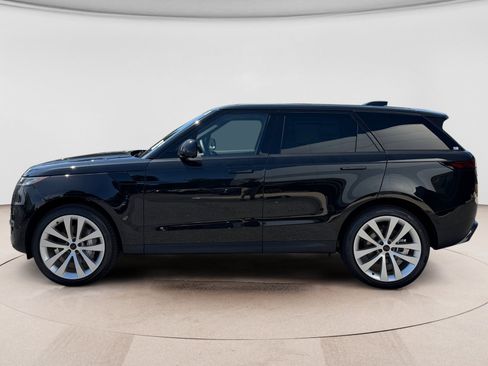 New 2027 Land Rover Range Rover Sport SE AWD/4WD image 2