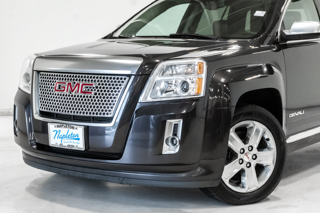 Used 2015 GMC Terrain Denali FWD image 2