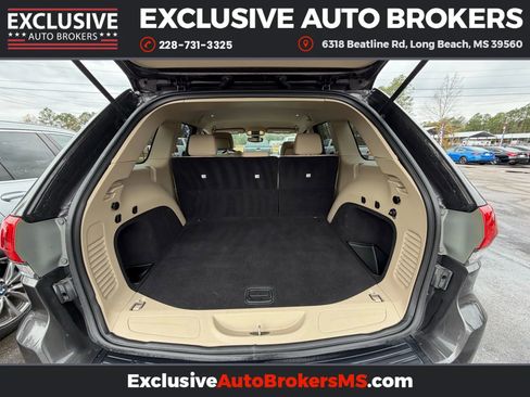 Used 2018 Jeep Grand Cherokee Laredo image 39