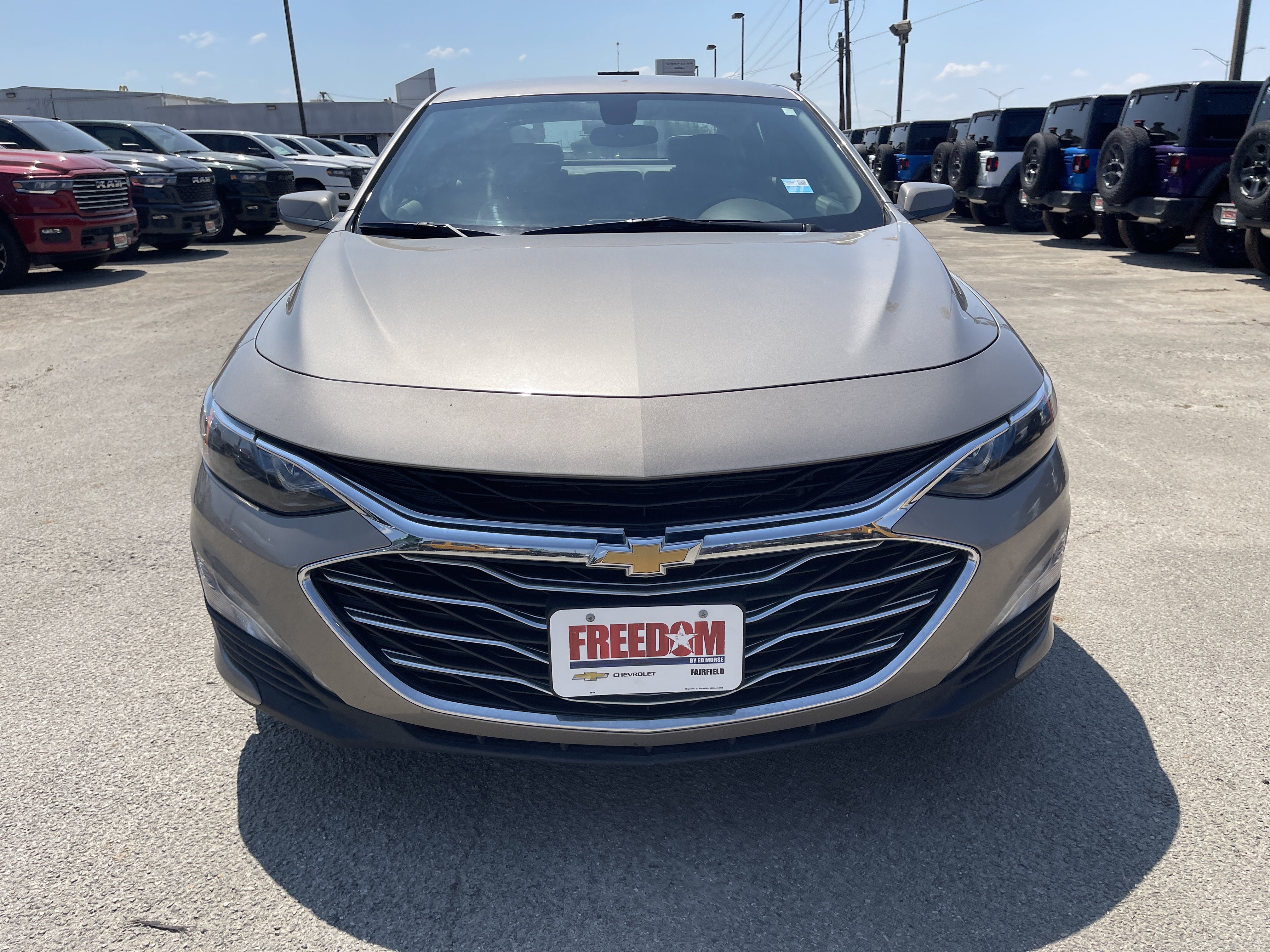 Used 2022 Chevrolet Malibu LT FWD image 11