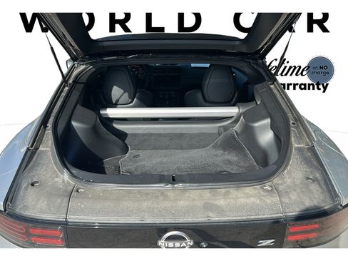 Used 2025 Nissan Z Performance w/ Floor Mat Package RWD image 9