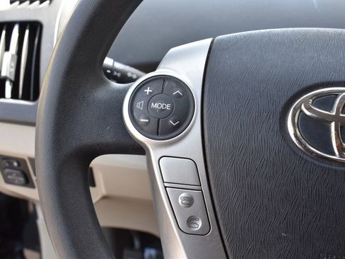 Used 2013 Toyota Prius Two FWD image 12