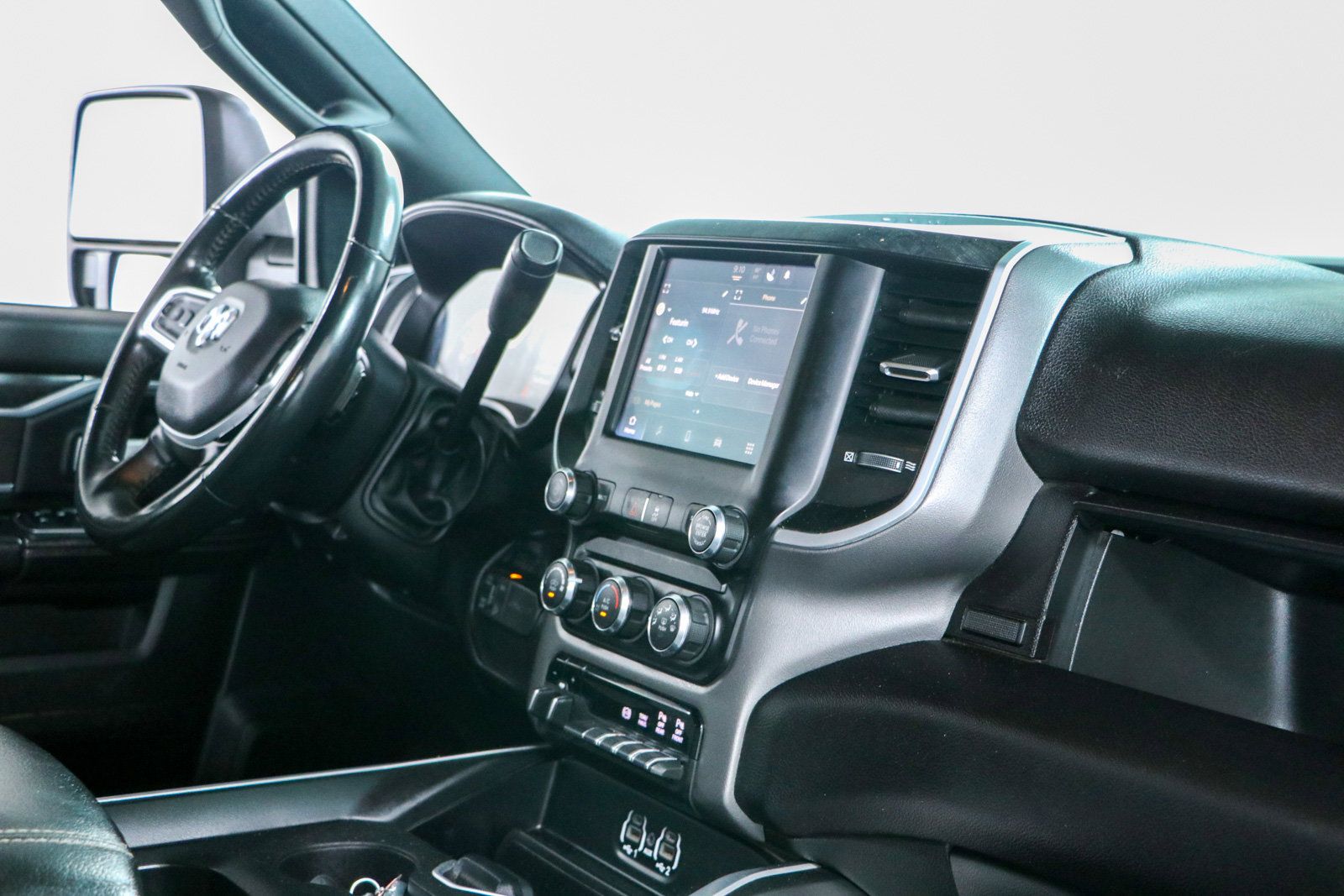 Used 2024 RAM 2500 Big Horn w/ Off Road Package AWD/4WD image 27