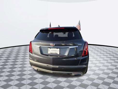 Certified 2022 Cadillac XT5 Premium Luxury FWD image 6