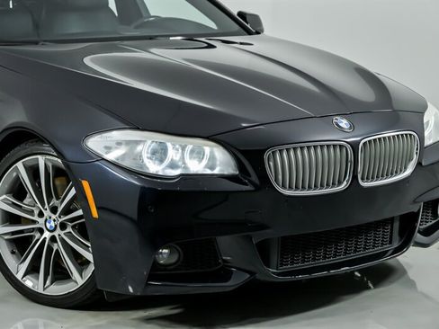 Used 2013 BMW 550i Sedan RWD image 2