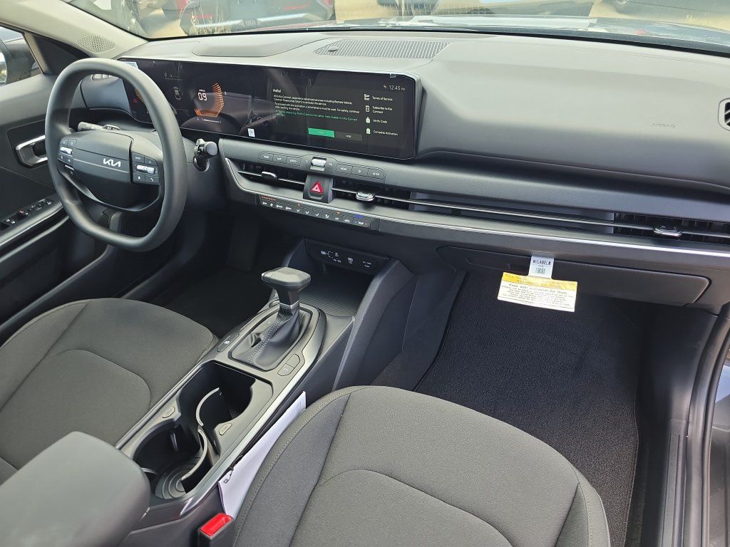 New 2026 Kia K4 FWD image 11