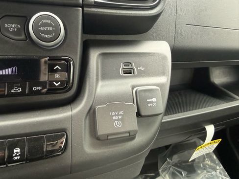 Used 2024 RAM ProMaster 3500 w/ Delivery Van Package FWD image 53