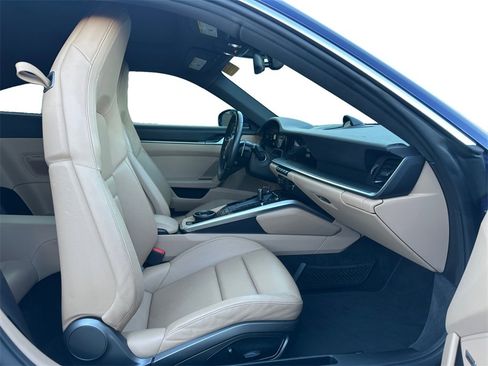 Used 2020 Porsche 911 Carrera 4S image 16