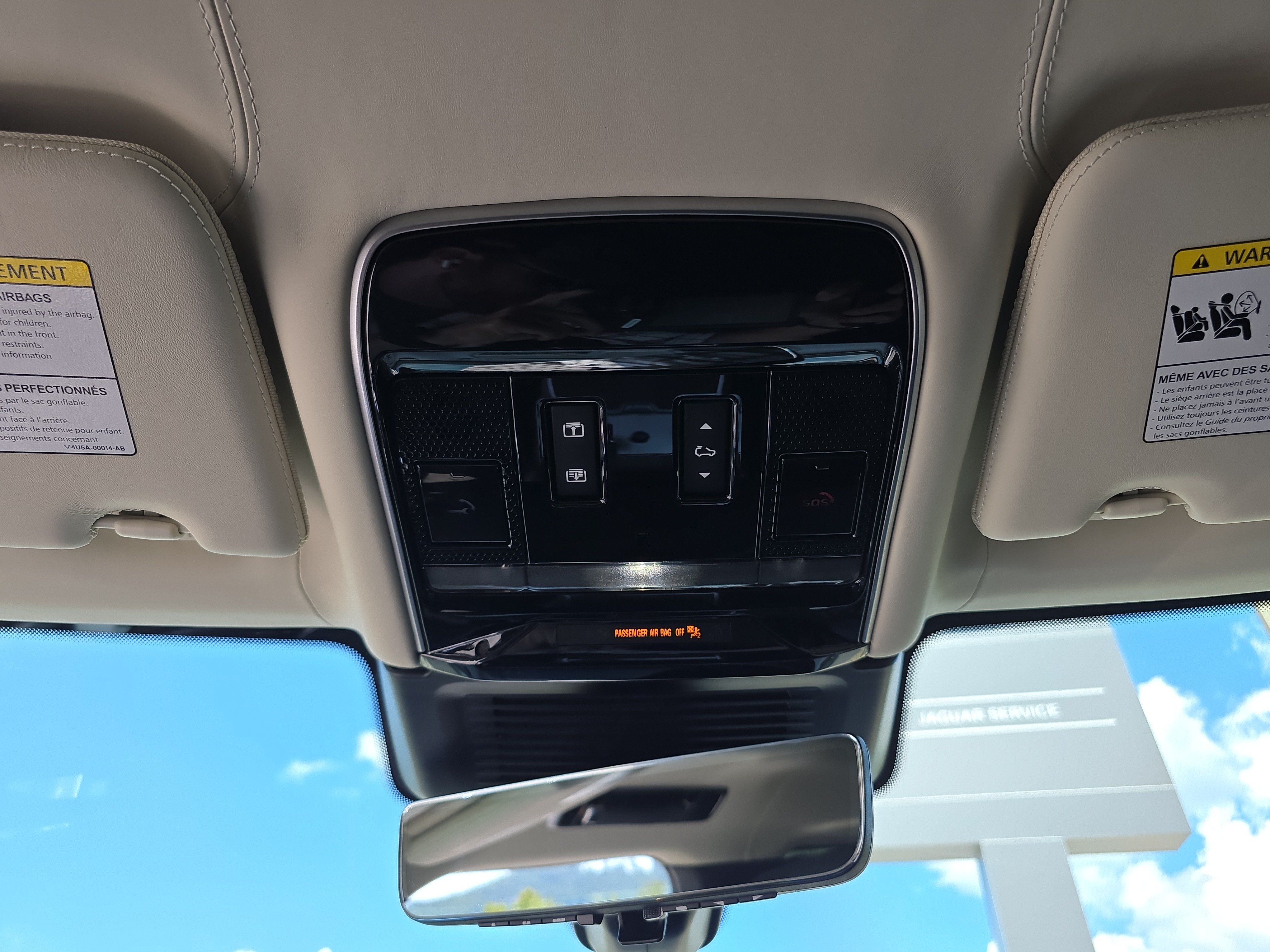 Certified 2024 Land Rover Range Rover Autobiography AWD/4WD image 26