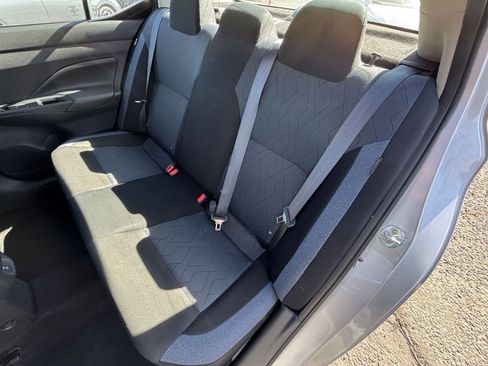 Used 2025 Nissan Versa SV image 36