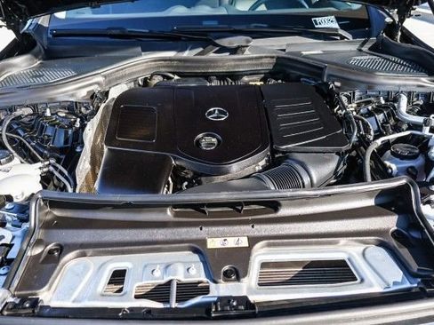 Used 2023 Mercedes-Benz GLC 300 image 25