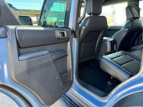 New 2025 Ford Bronco Outer Banks w/ Sasquatch Package image 17