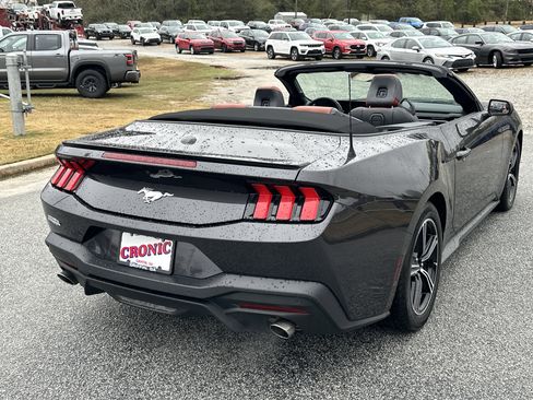 Used 2024 Ford Mustang Premium image 5