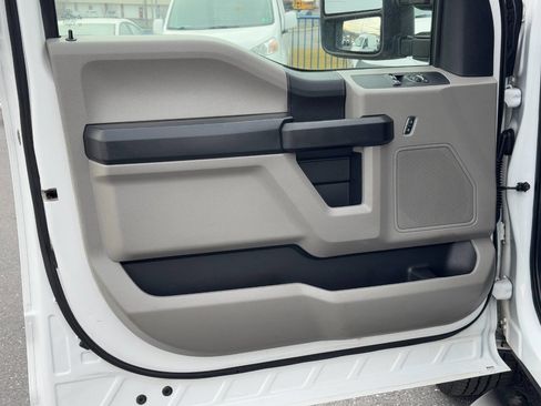 Used 2019 Ford F250 XL w/ Power Equipment Group image 50