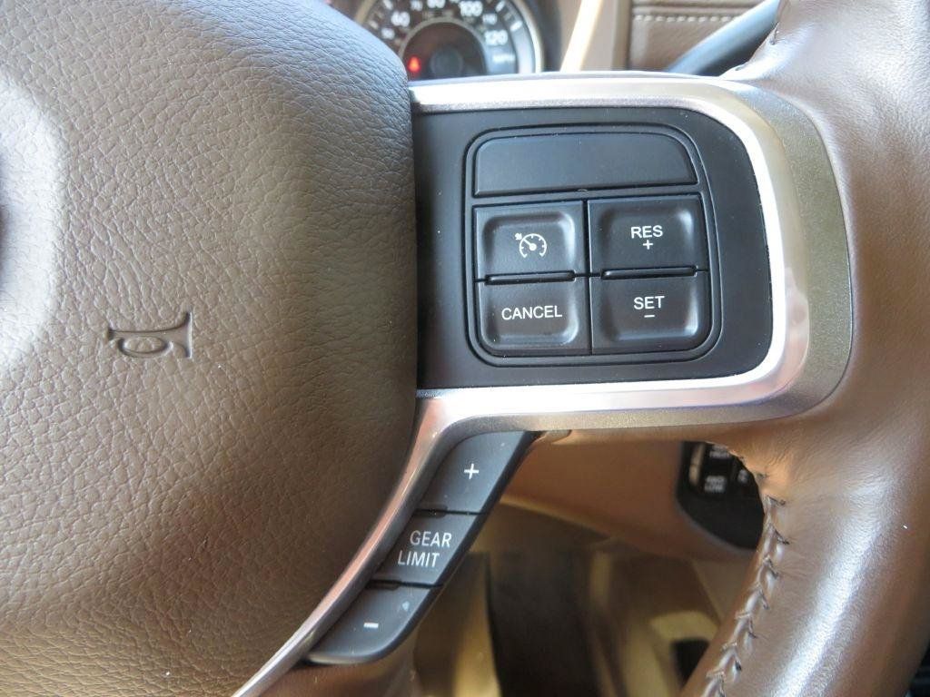 Used 2022 RAM 2500 Laramie AWD/4WD image 18