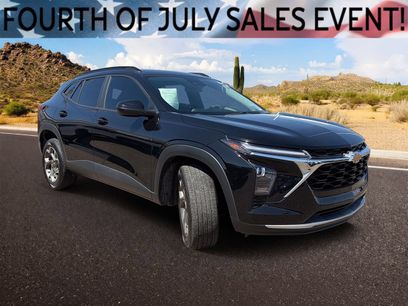 Used 2025 Chevrolet Trax LT