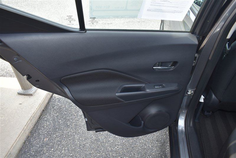 Used 2023 Nissan Kicks SV FWD image 18