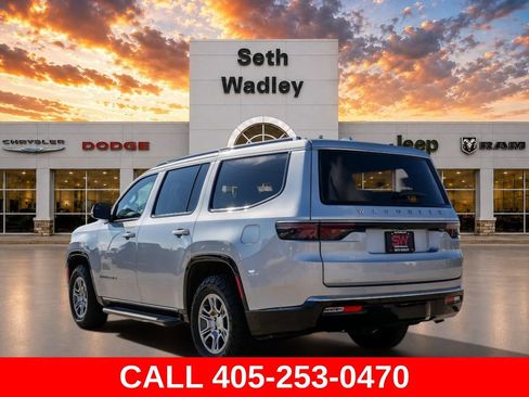 Used 2023 Jeep Wagoneer 4WD w/ Convenience Group I image 5