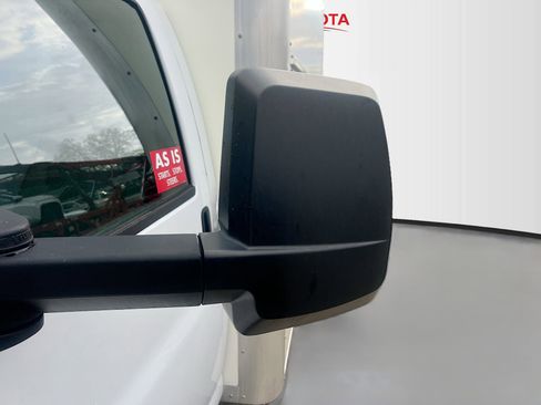 Used 2022 Chevrolet Express 3500 w/ Power Convenience Package image 12