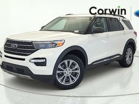 Used 2023 Ford Explorer XLT w/ Equipment Group 202A AWD/4WD image 1
